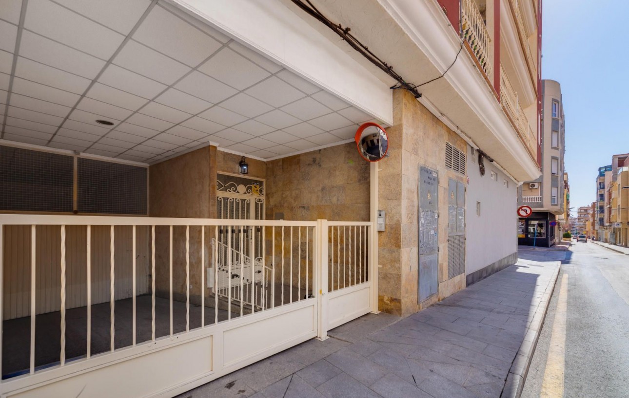 Resale - Lägenhet - Torrevieja - torrevieja