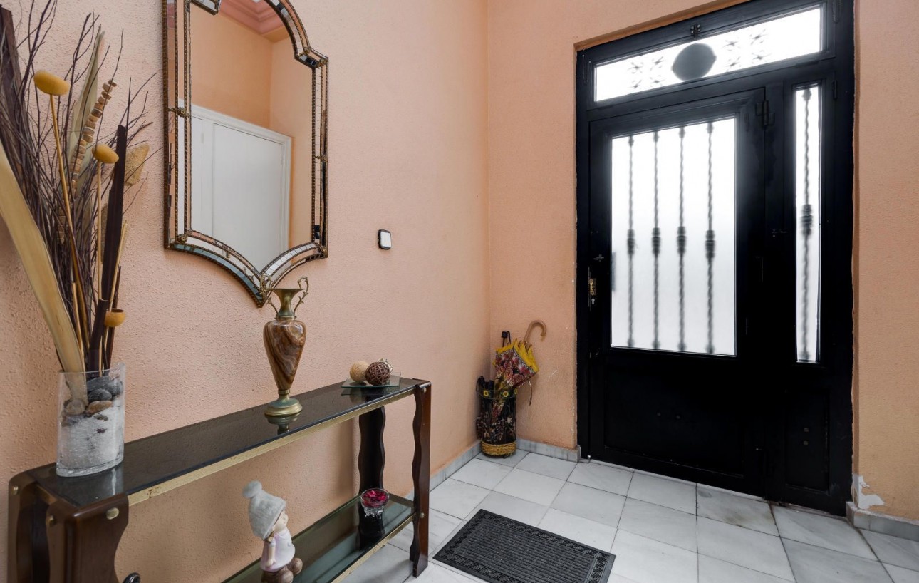 Venta - Apartamento - Torrevieja - torrevieja
