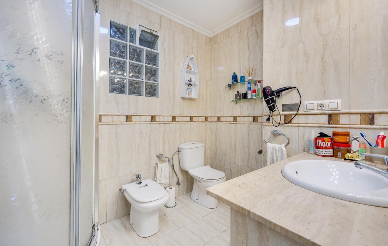 Venta - Apartamento - Torrevieja - torrevieja