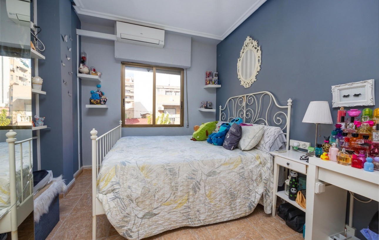 Venta - Apartamento - Torrevieja - torrevieja