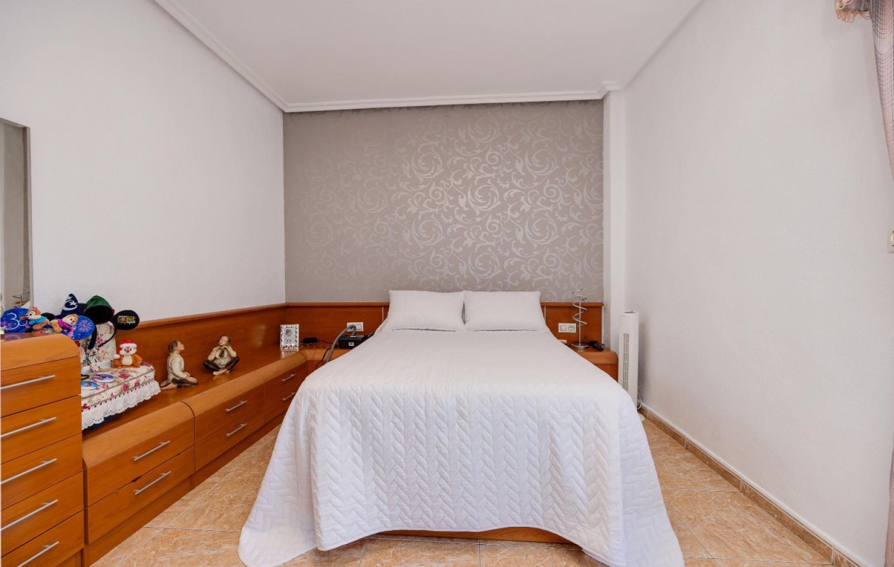 Venta - Apartamento - Torrevieja - torrevieja