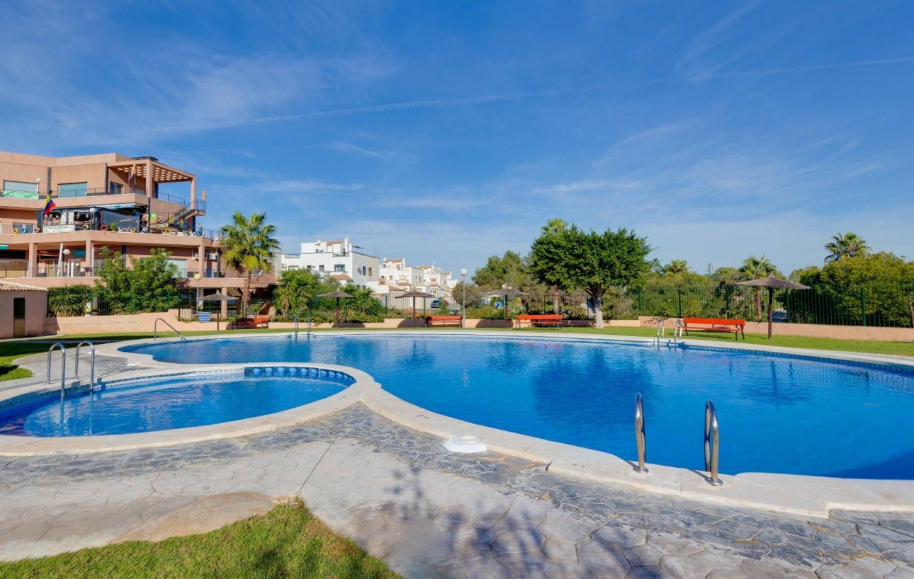 Resale - Bungalow Planta Alta - Orihuela Costa - Los Altos