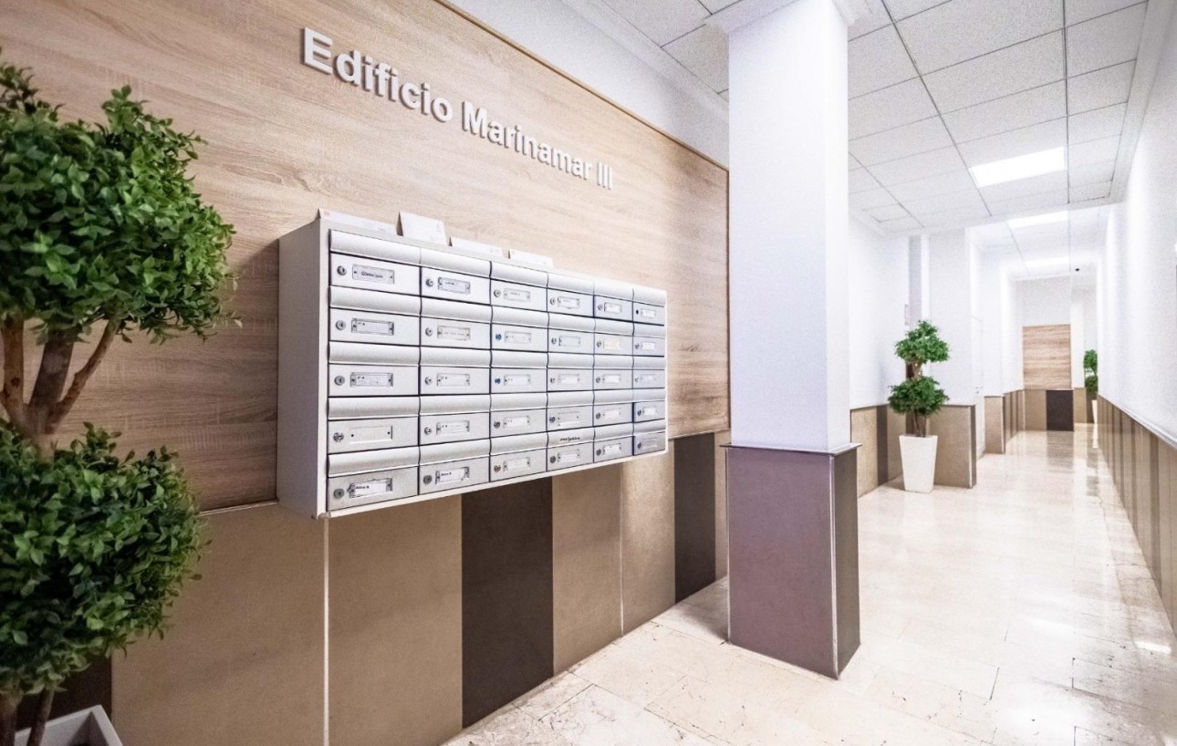 Resale - Wohnung - Torrevieja - Centro