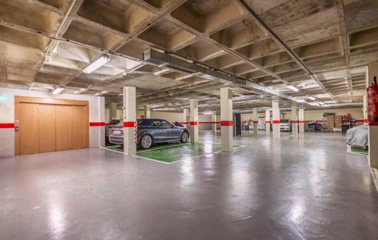 Resale - Wohnung - Torrevieja - Centro