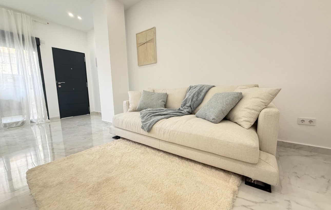 Obra Nueva - Apartamento - Torrevieja - Centro