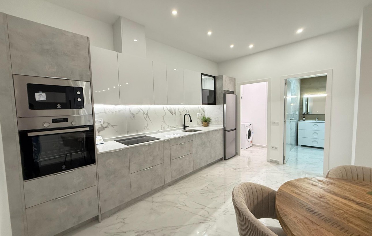 Obra Nueva - Apartamento - Torrevieja - Centro