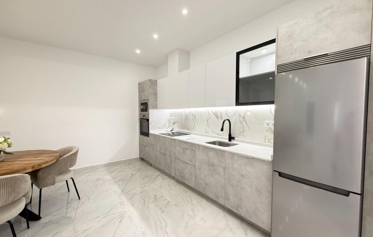 Obra Nueva - Apartamento - Torrevieja - Centro