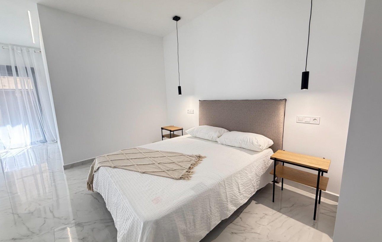 Obra Nueva - Apartamento - Torrevieja - Centro