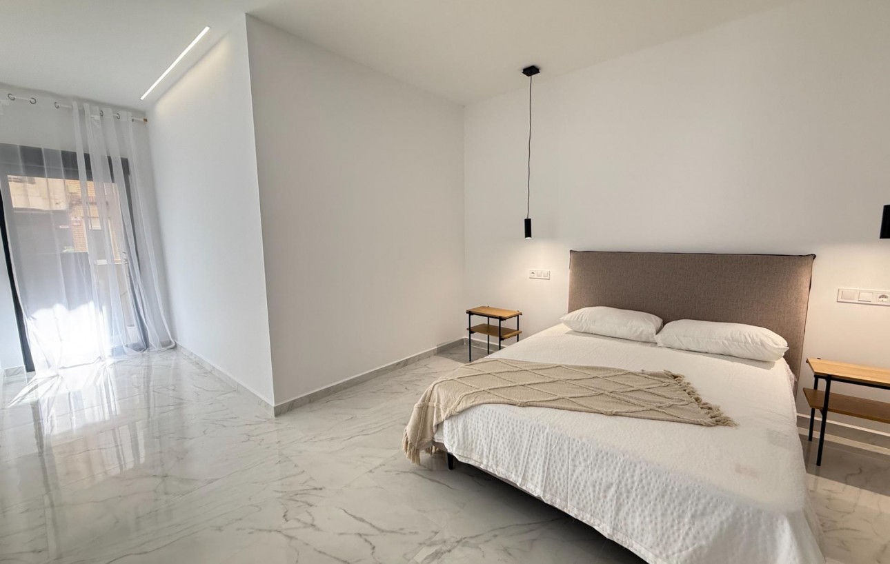 Obra Nueva - Apartamento - Torrevieja - Centro