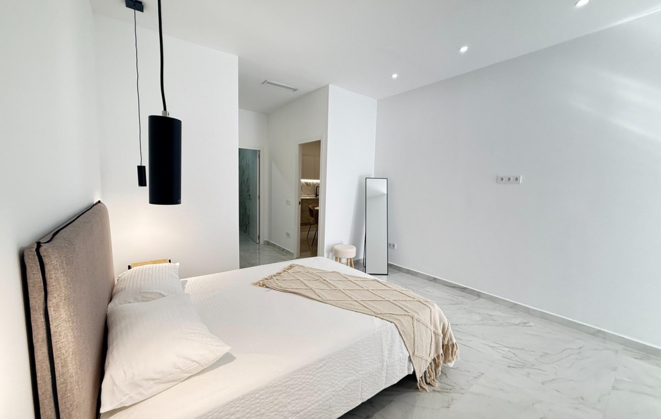 Obra Nueva - Apartamento - Torrevieja - Centro