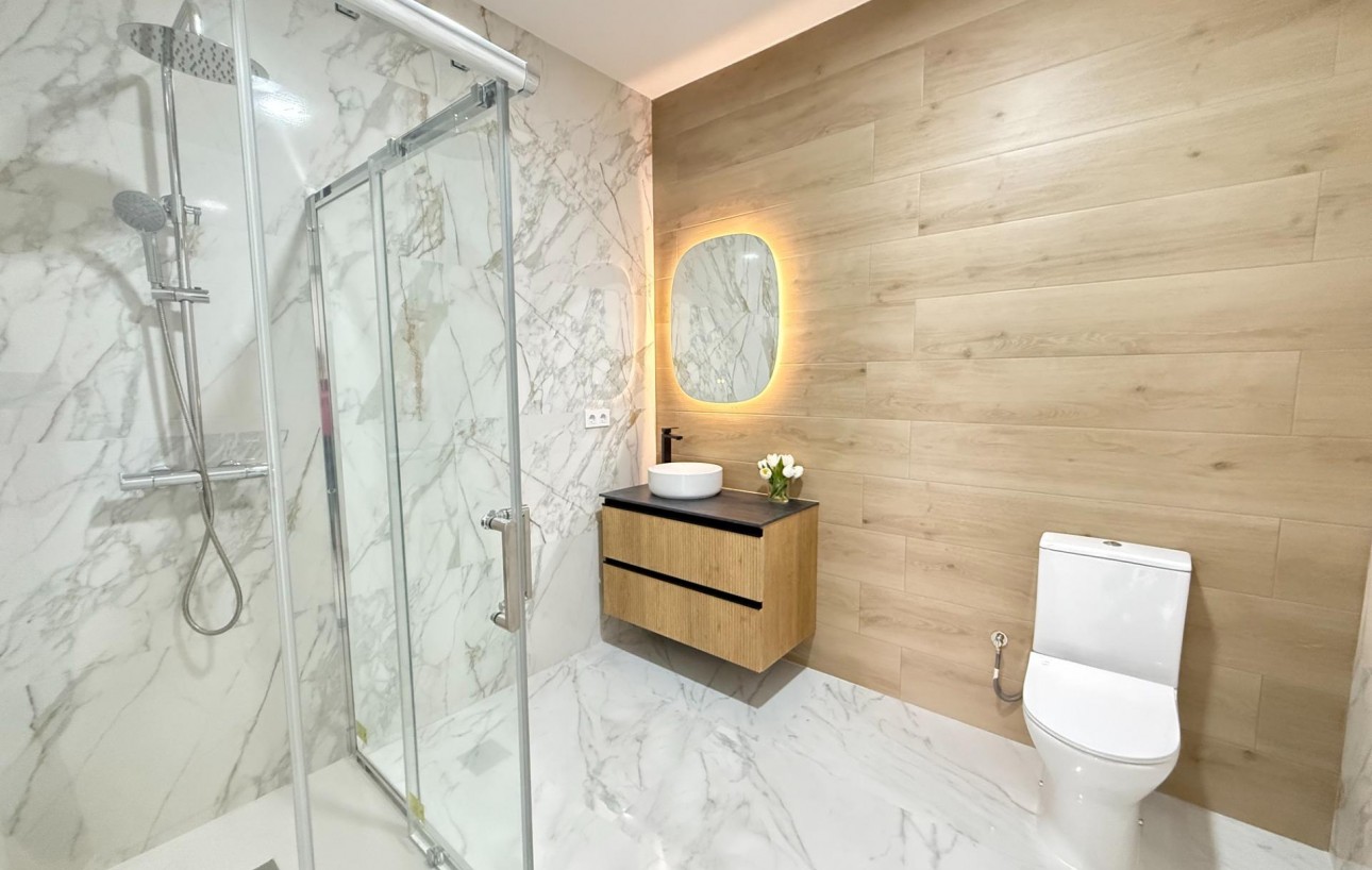 Obra Nueva - Apartamento - Torrevieja - Centro