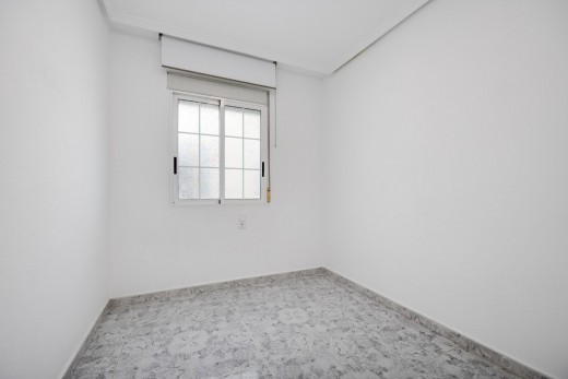 Resale - Lägenhet - Torrevieja - Playa del cura