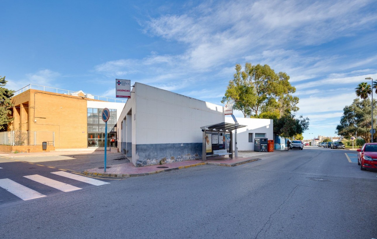 Resale - Lägenhet - Torrevieja - Playa del cura