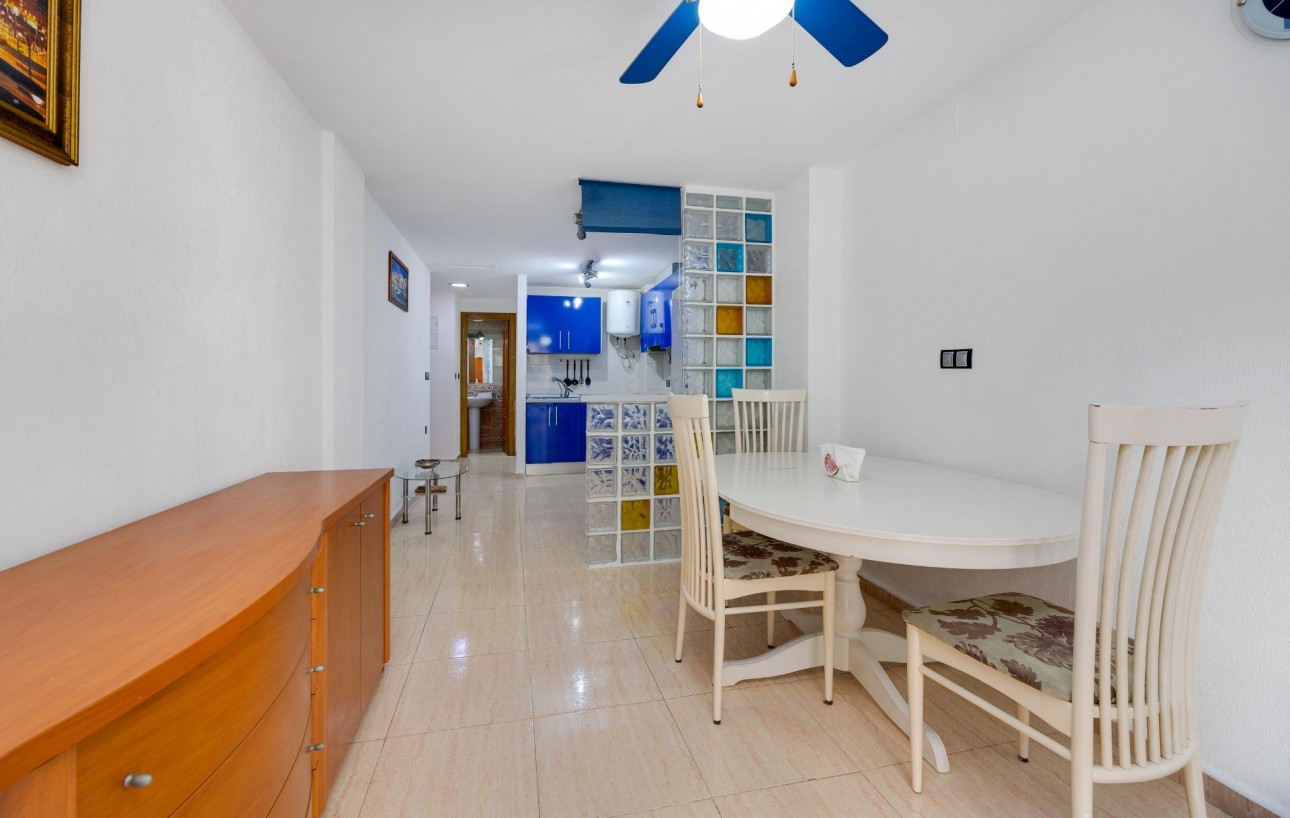 Venta - Apartamento - Torrevieja - Playa del cura