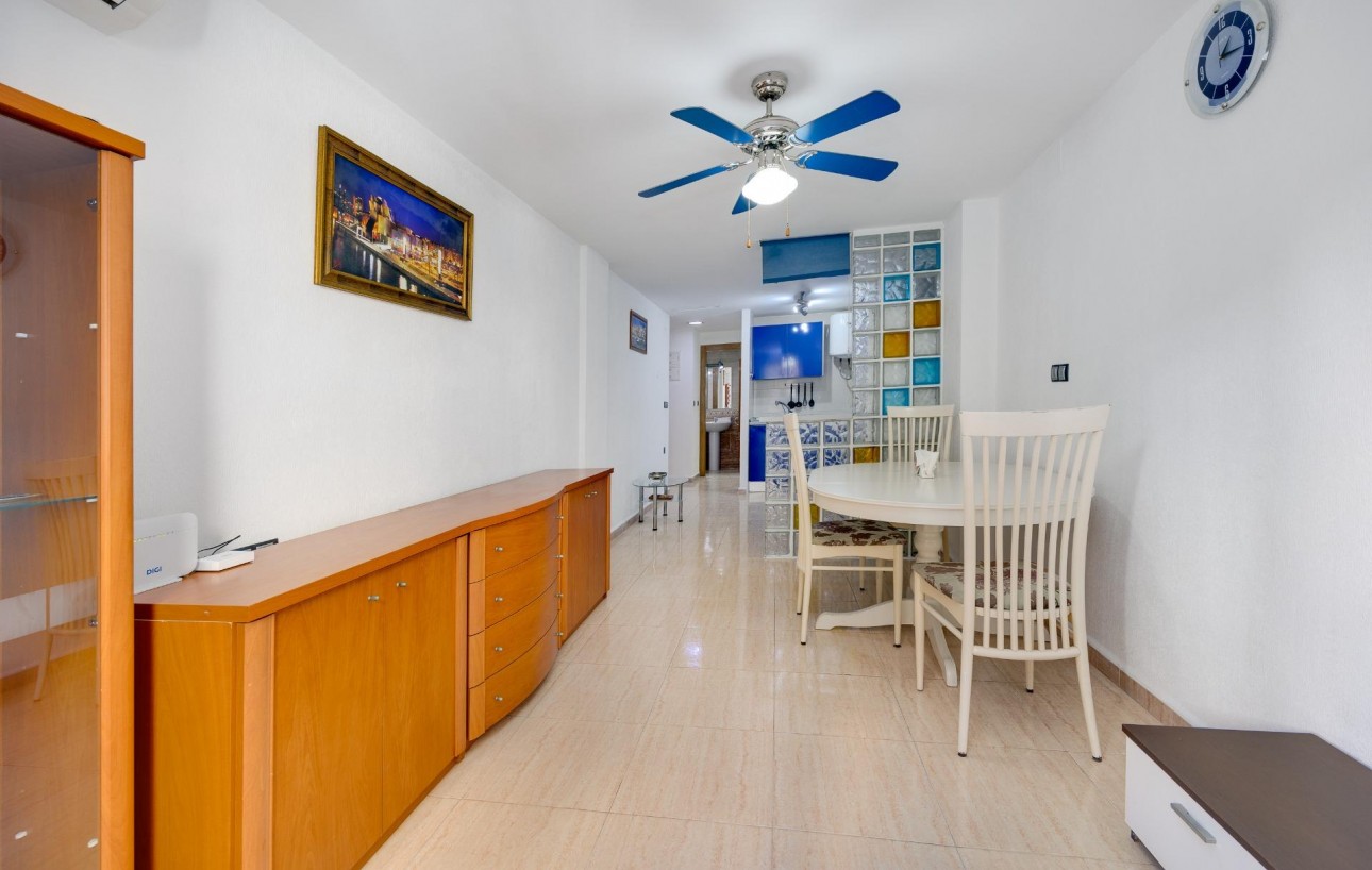 Venta - Apartamento - Torrevieja - Playa del cura