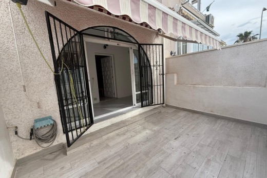 Resale - Stadthaus - Torrevieja - La Siesta - El Salado - Torreta