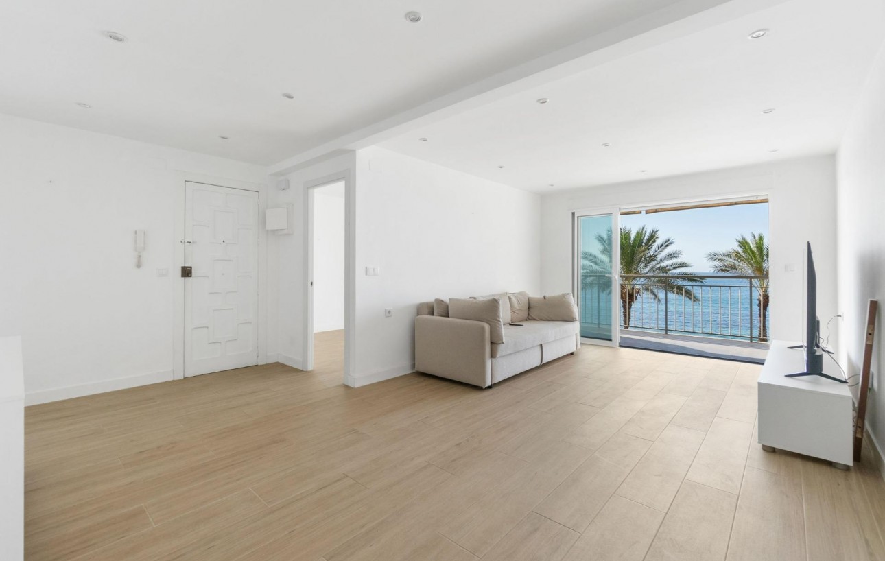 Venta - Apartamento - Torrevieja - Paseo maritimo