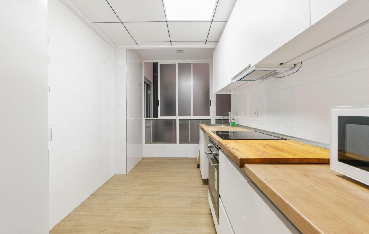 Venta - Apartamento - Torrevieja - Paseo maritimo