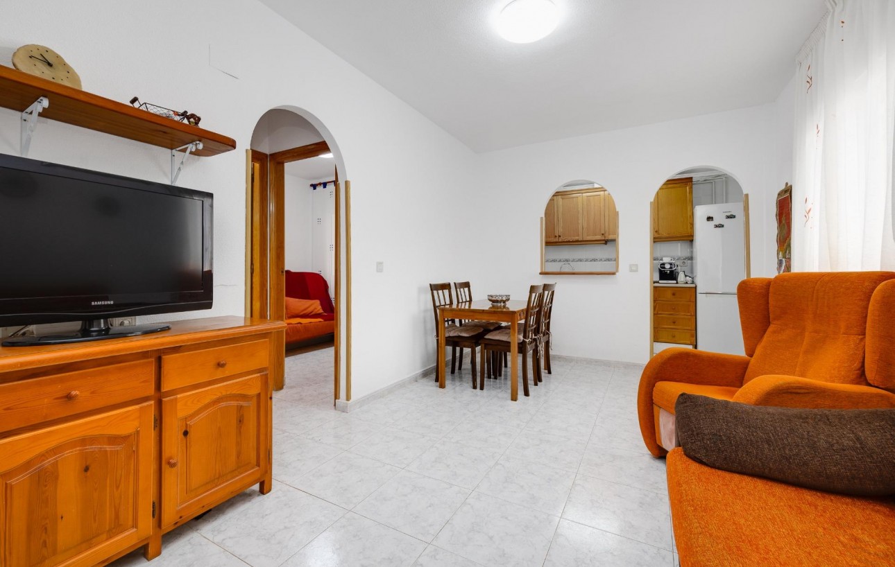 Resale - Lägenhet - Torrevieja - Rosaleda-los frutales