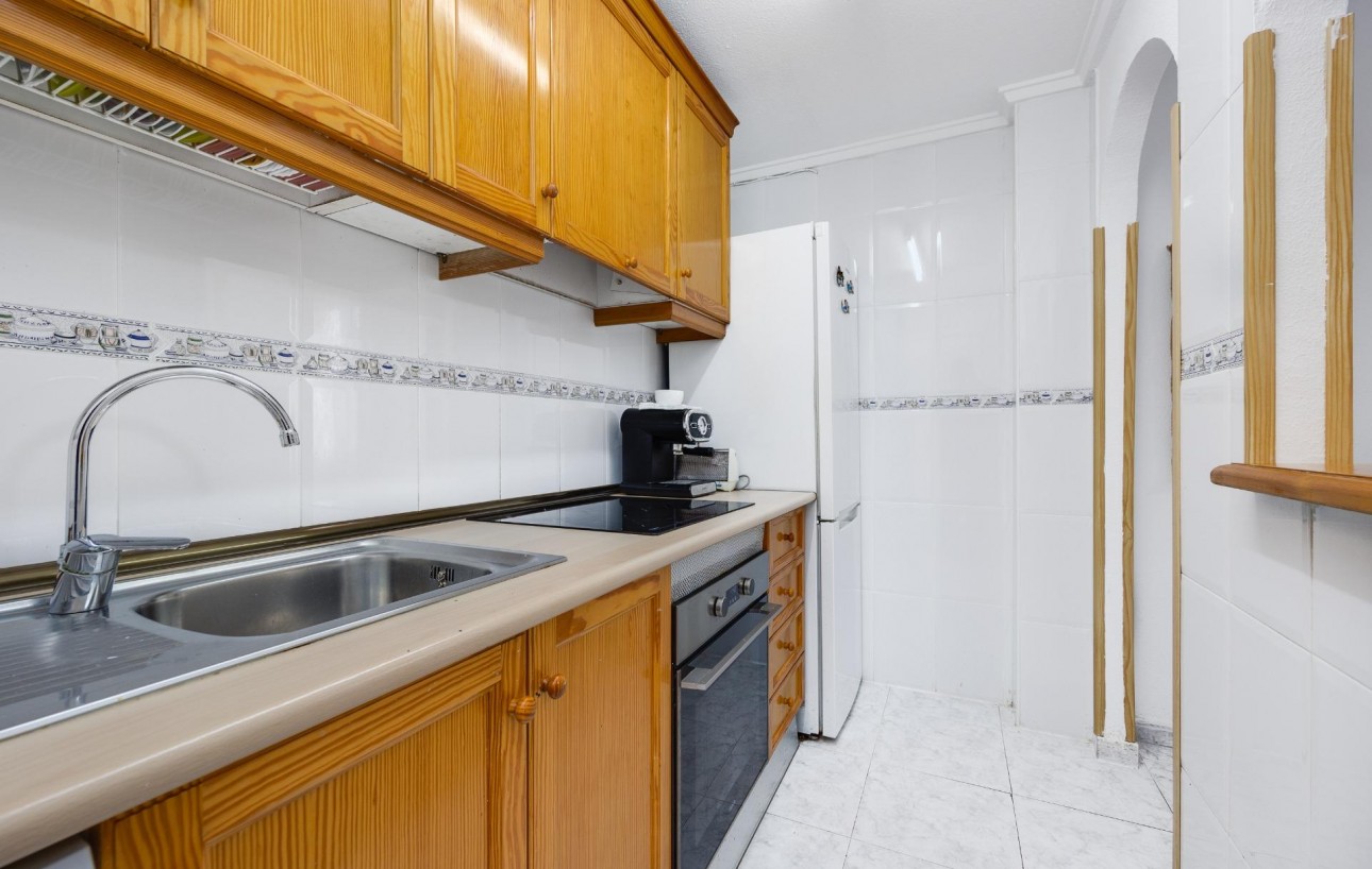 Resale - Lägenhet - Torrevieja - Rosaleda-los frutales