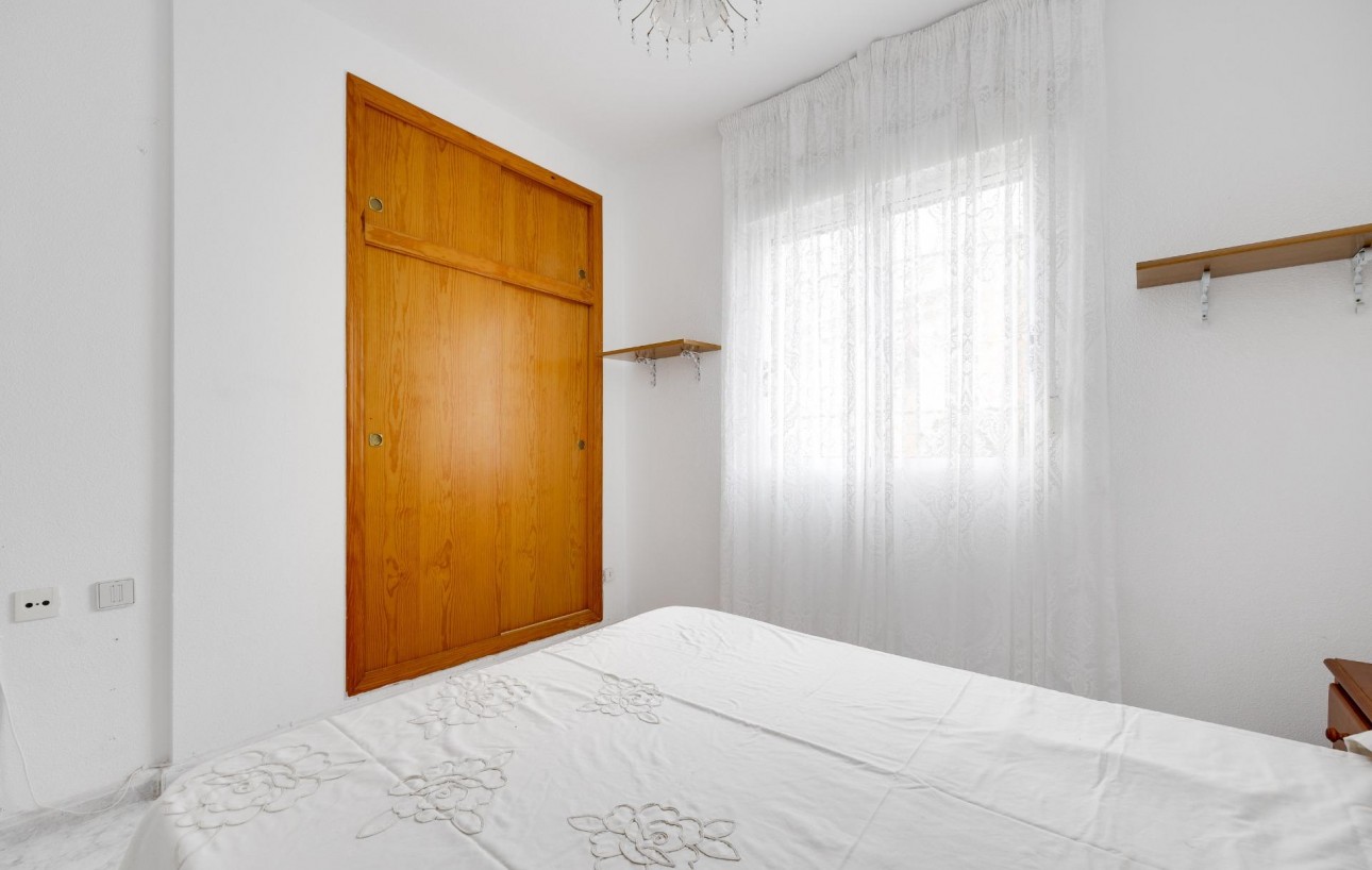 Resale - Lägenhet - Torrevieja - Rosaleda-los frutales