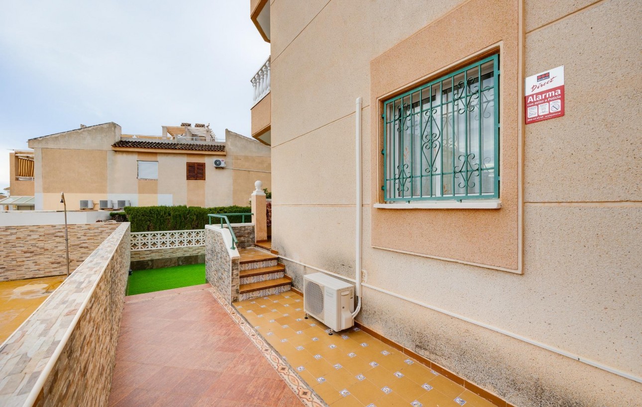 Resale - Lägenhet - Torrevieja - Rosaleda-los frutales