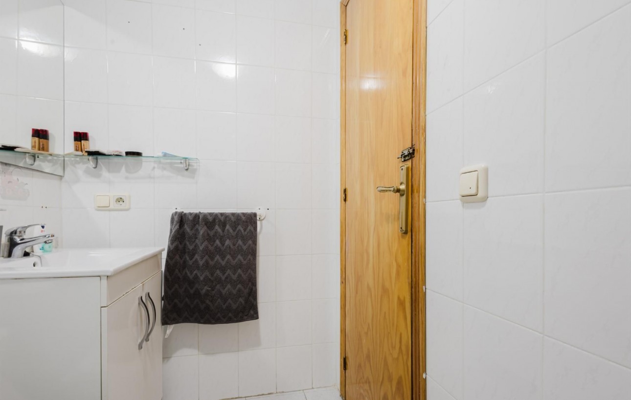 Sale - Apartment - Torrevieja - Acequion