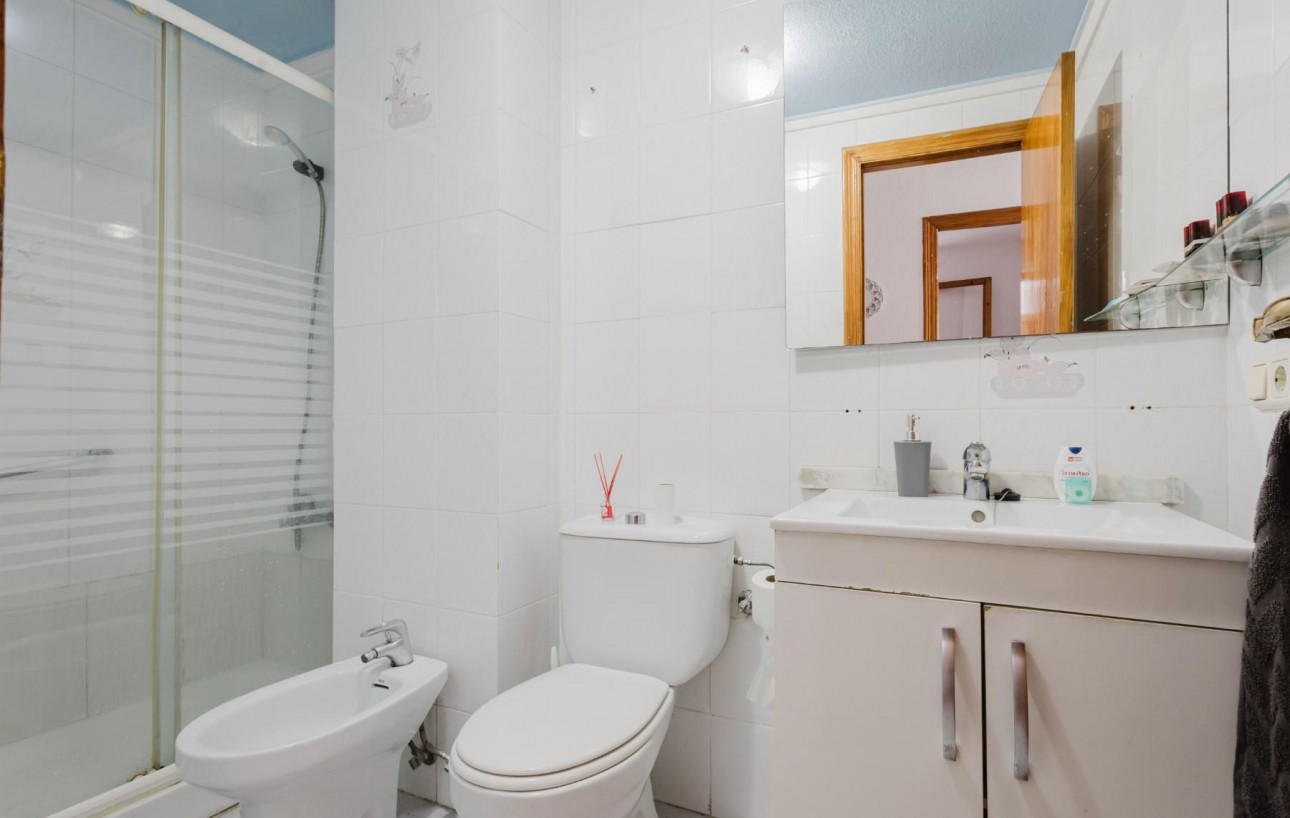 Sale - Apartment - Torrevieja - Acequion