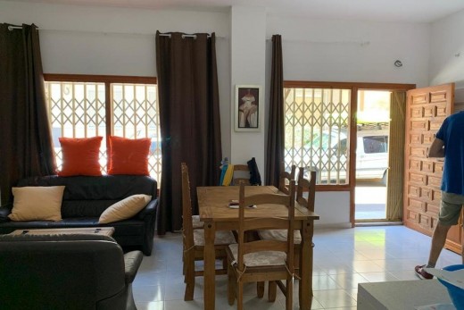 Sale - Study - Torrevieja - Playa de los locos