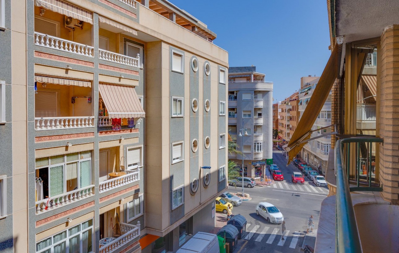 Resale - Wohnung - Torrevieja - Playa del cura