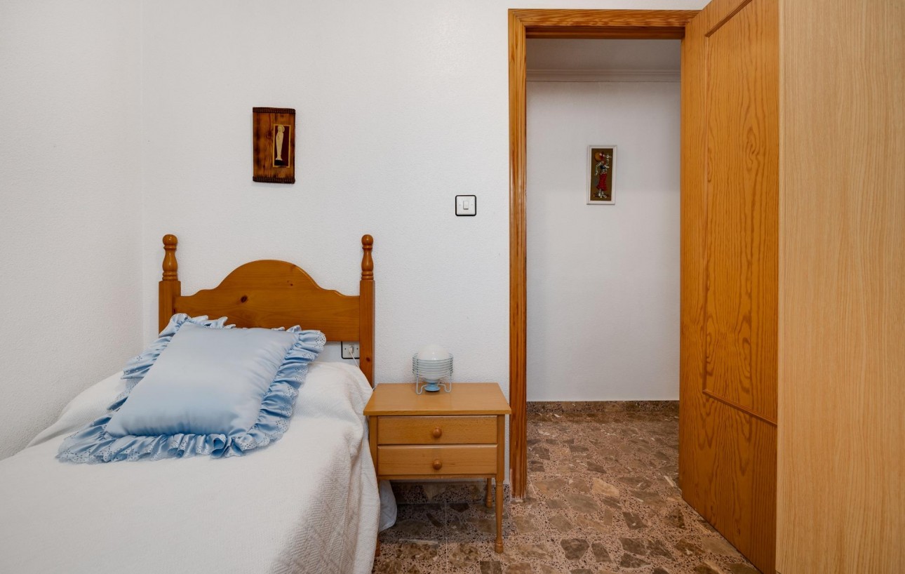 Resale - Wohnung - Torrevieja - Playa del cura