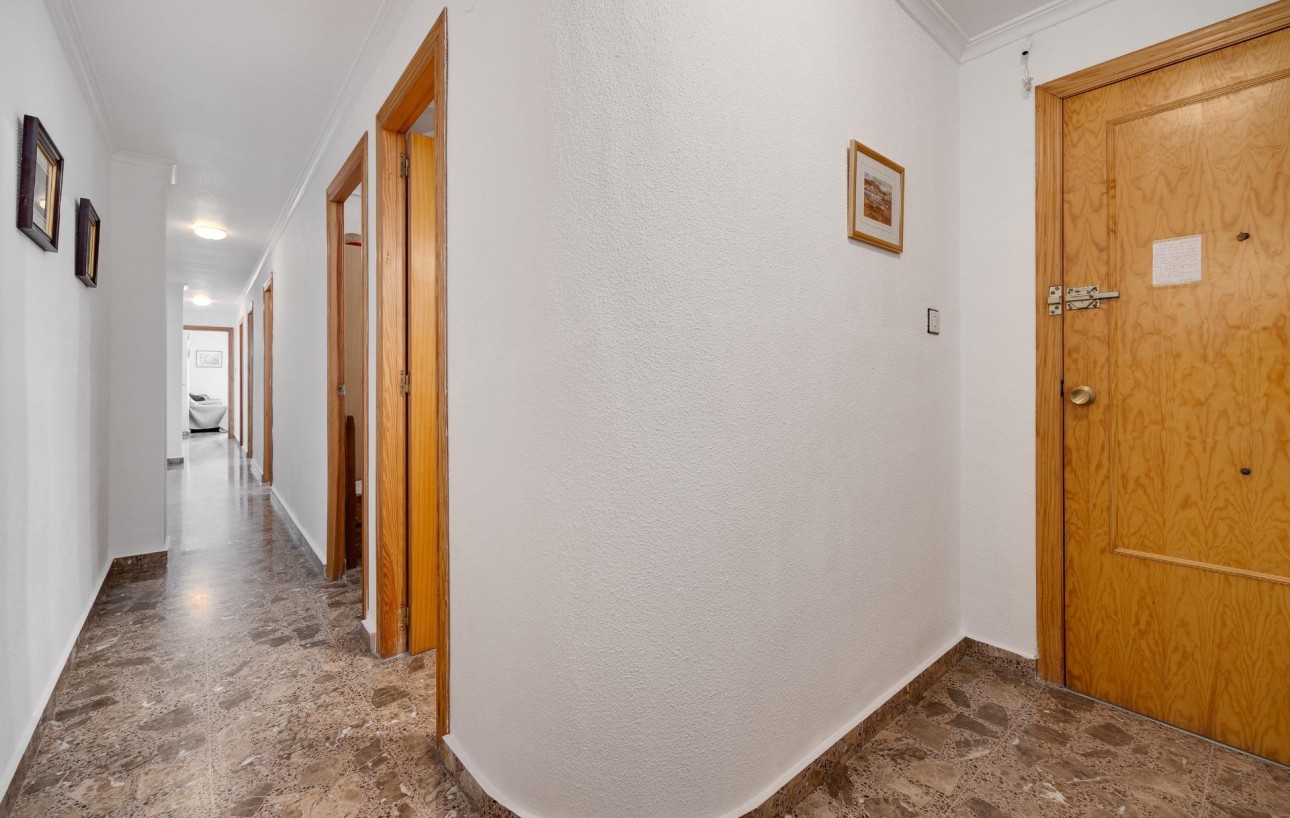 Resale - Wohnung - Torrevieja - Playa del cura