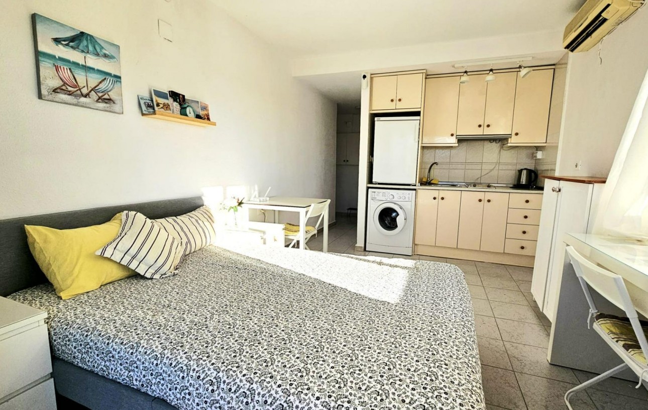 Sale - Study - Torrevieja - Torreblanca