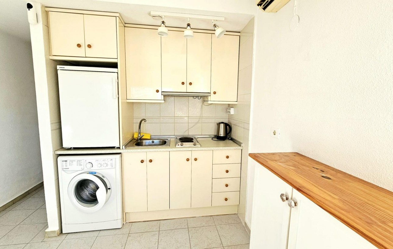 Sale - Study - Torrevieja - Torreblanca