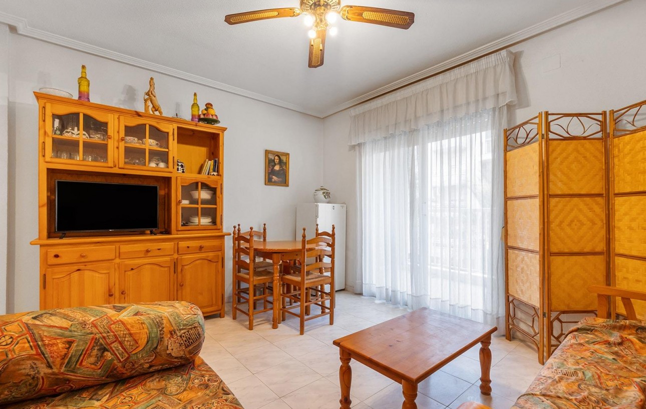 Resale - Lägenhet - Torrevieja - Curva del Palangre