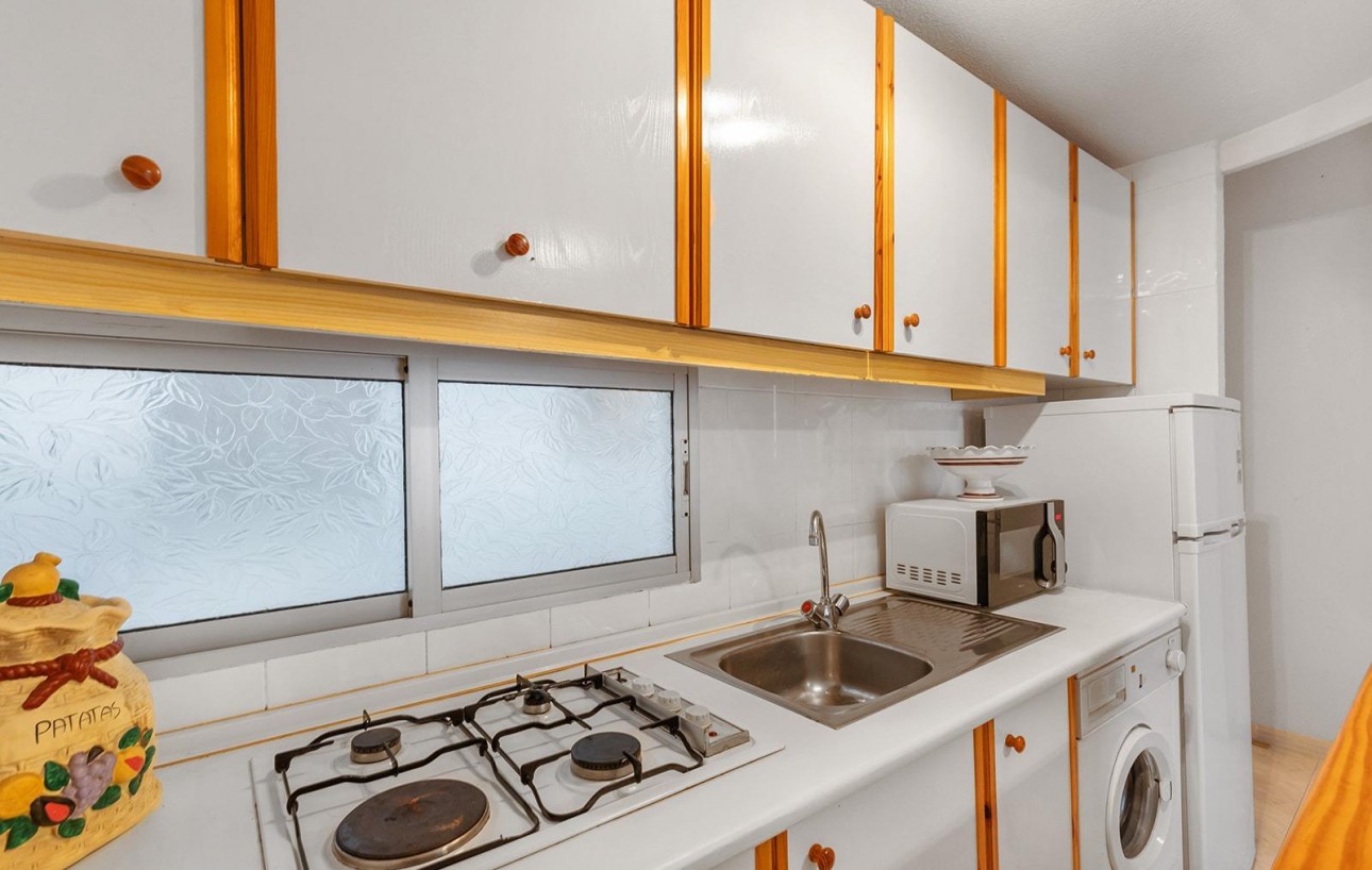 Resale - Lägenhet - Torrevieja - Curva del Palangre