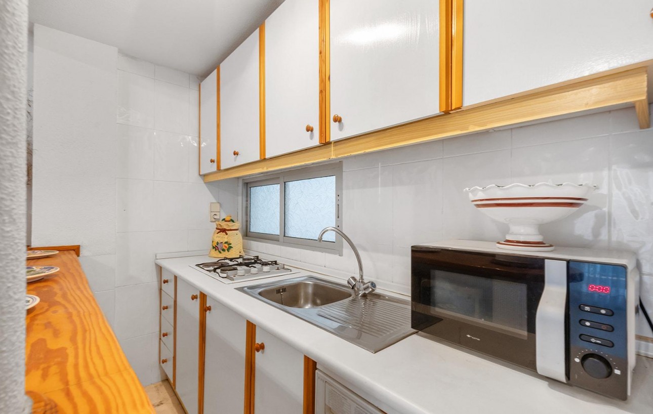 Resale - Lägenhet - Torrevieja - Curva del Palangre