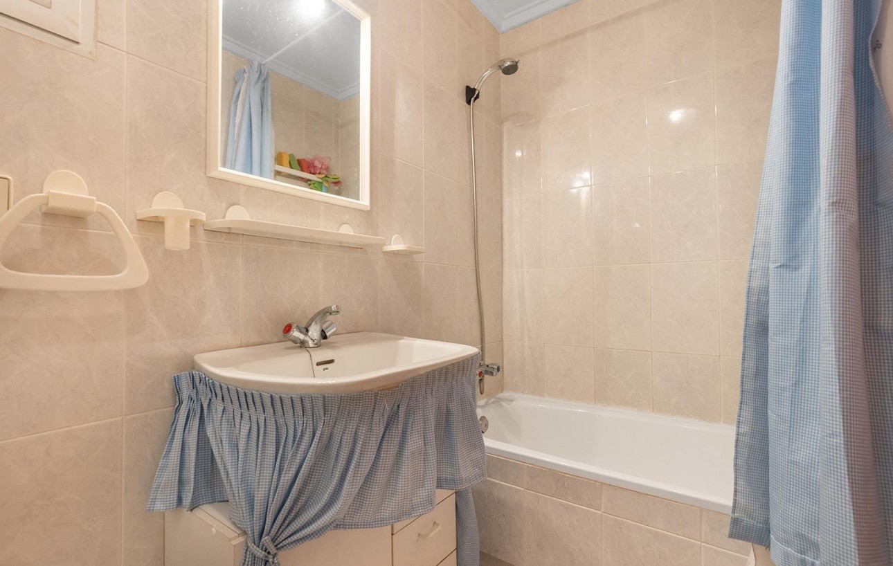 Resale - Lägenhet - Torrevieja - Curva del Palangre