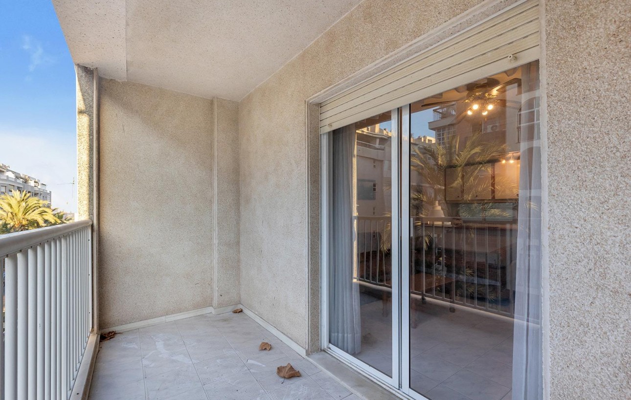 Resale - Lägenhet - Torrevieja - Curva del Palangre