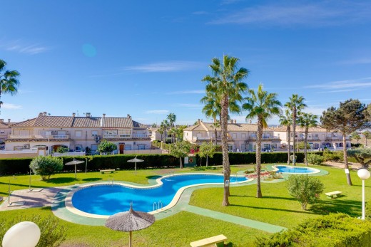 Sale - Bungalow Planta Alta - Torrevieja - Aguas Nuevas