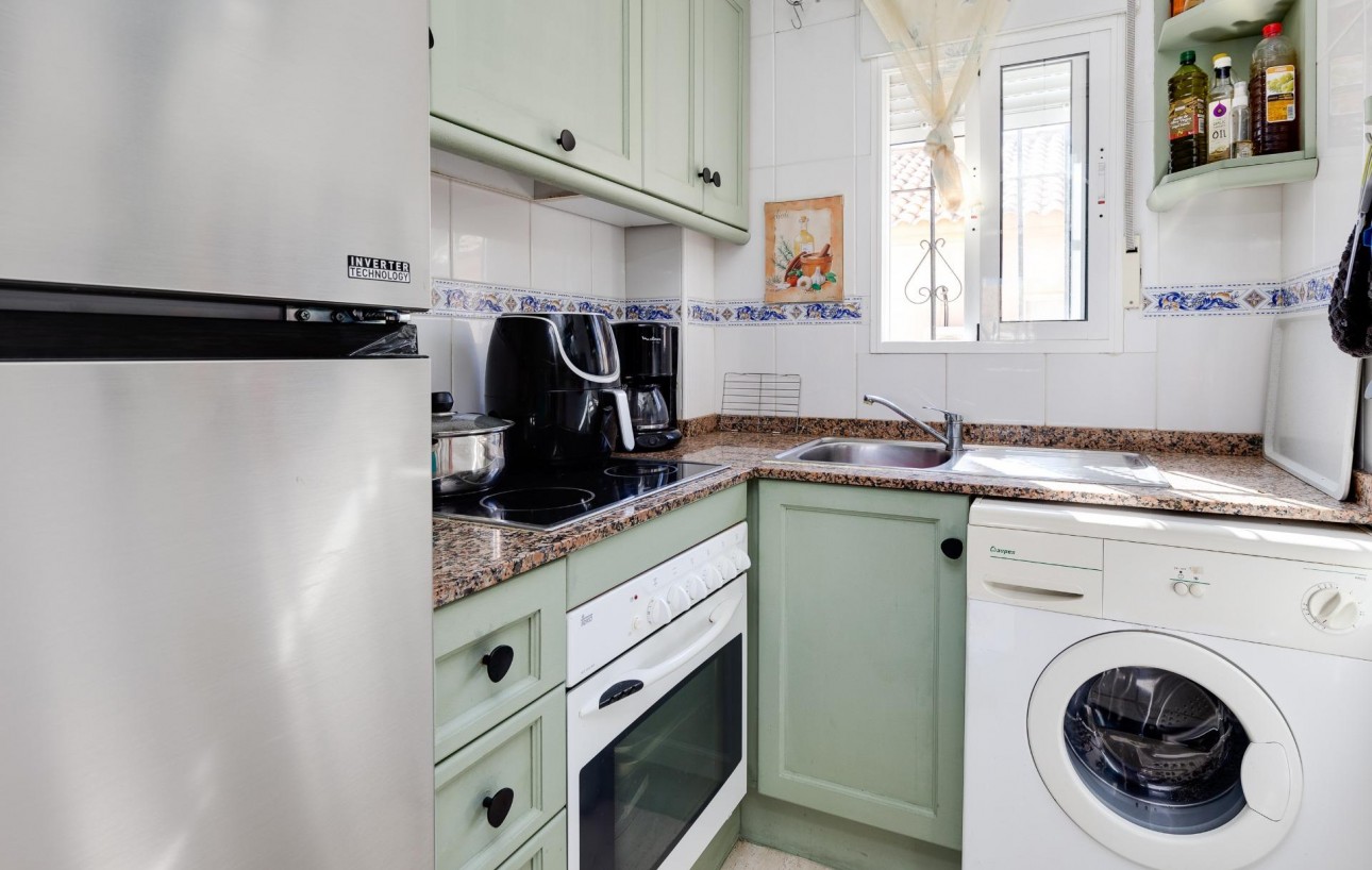 Sale - Bungalow Planta Alta - Torrevieja - Aguas Nuevas