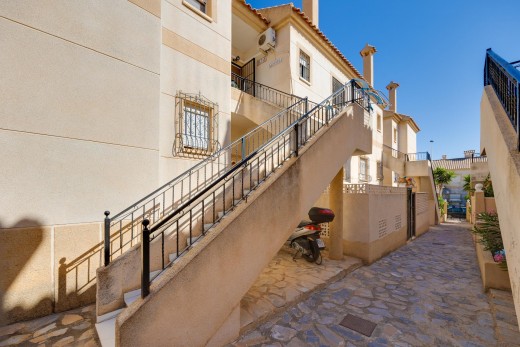 Sale - Bungalow Planta Alta - Torrevieja - Aguas Nuevas