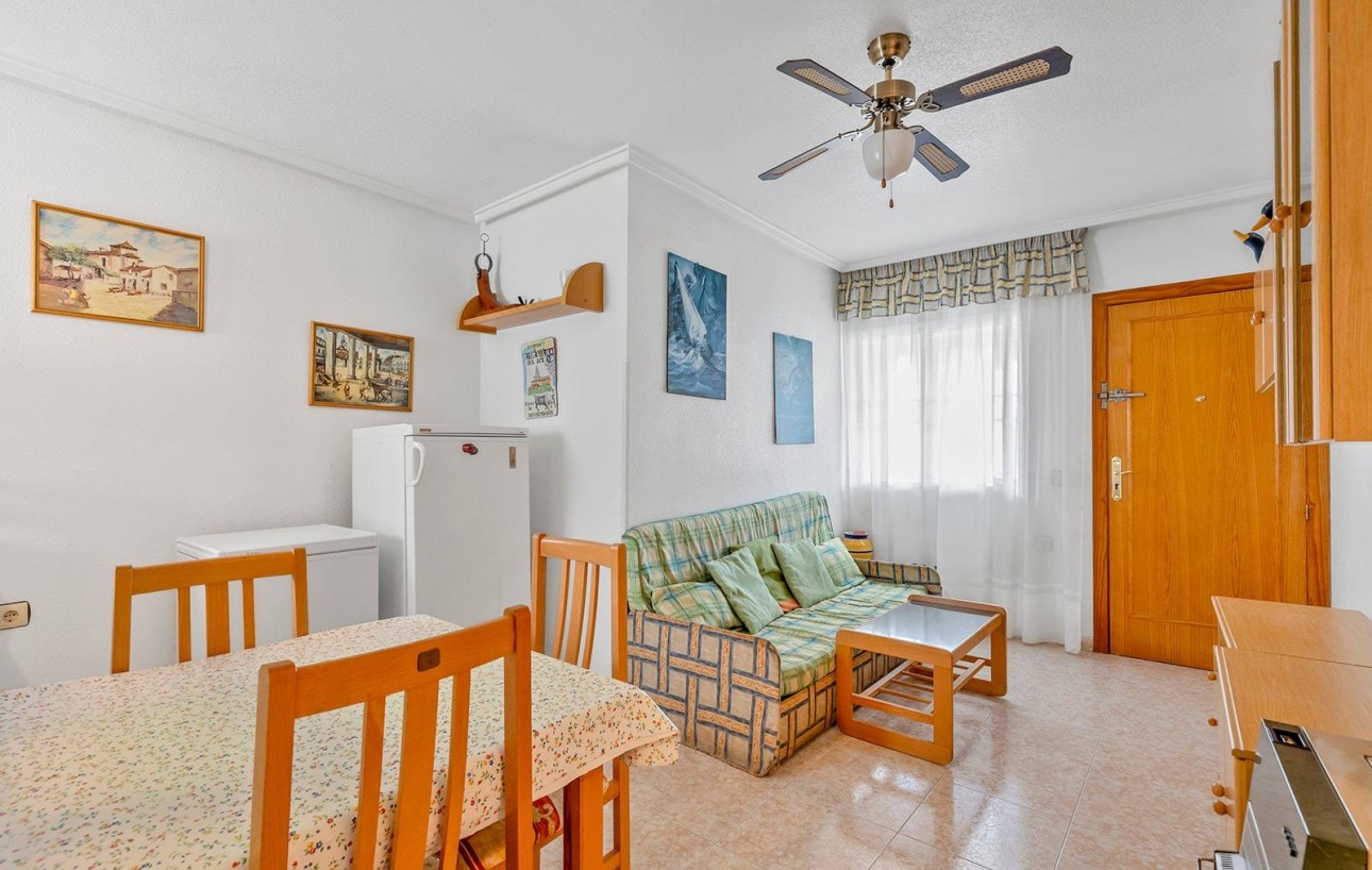 Sale - Bungalow - Torrevieja - Los Balcones - Los Altos del Edén