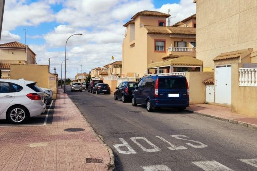 Sale - Bungalow Planta Baja - Torrevieja - Paraje natural