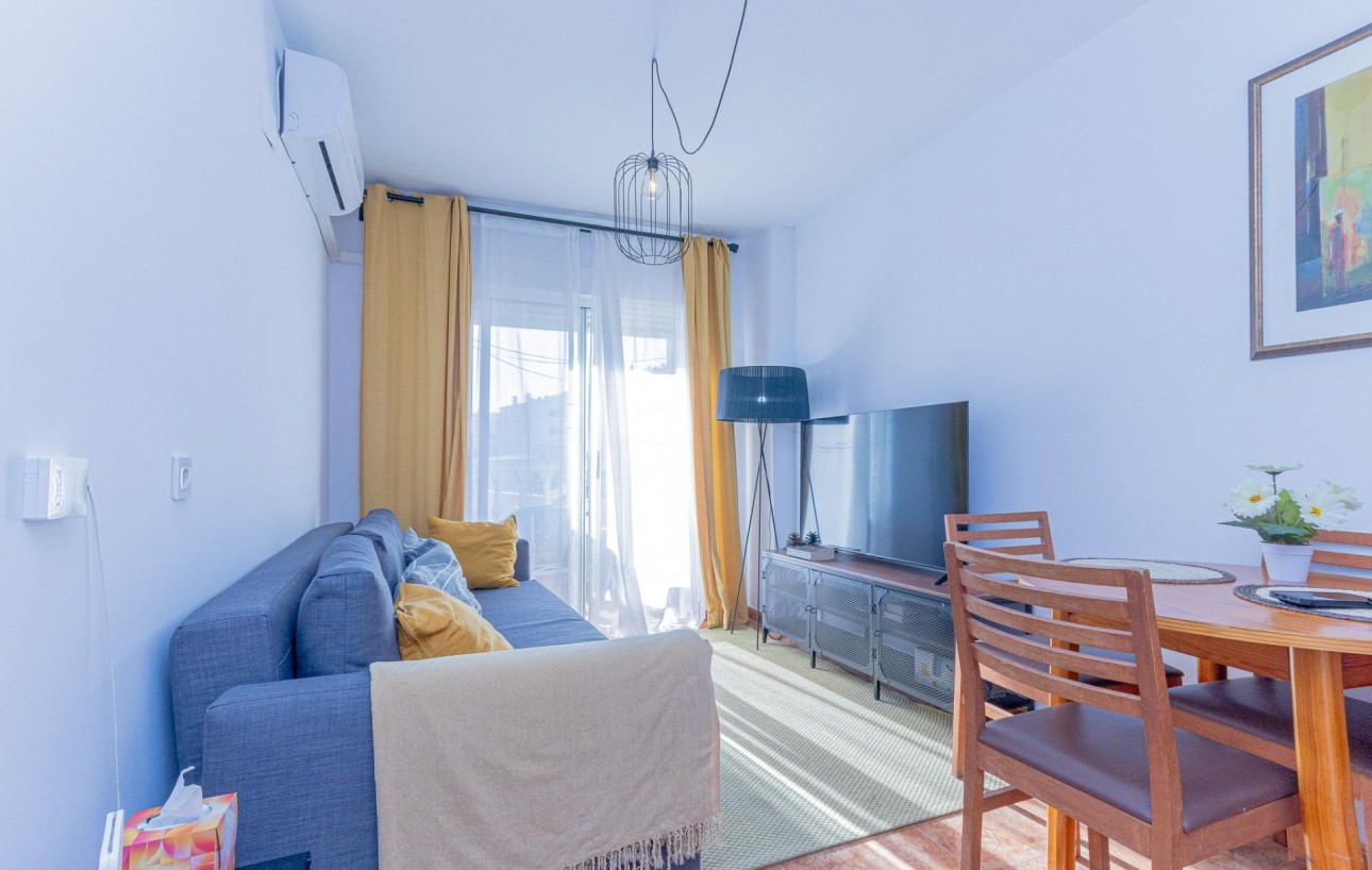 Sale - Apartment - Torrevieja - Playa de los locos