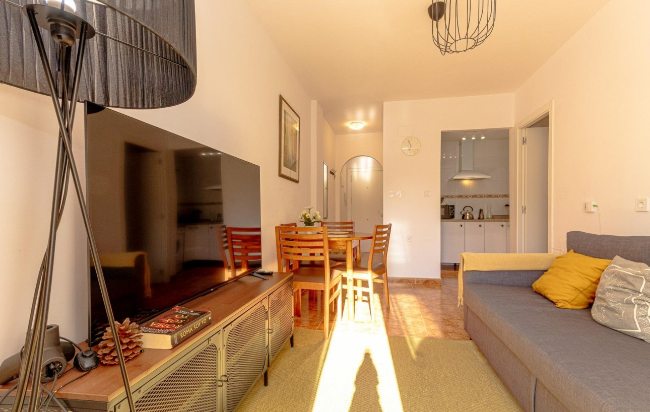 Sale - Apartment - Torrevieja - Playa de los locos