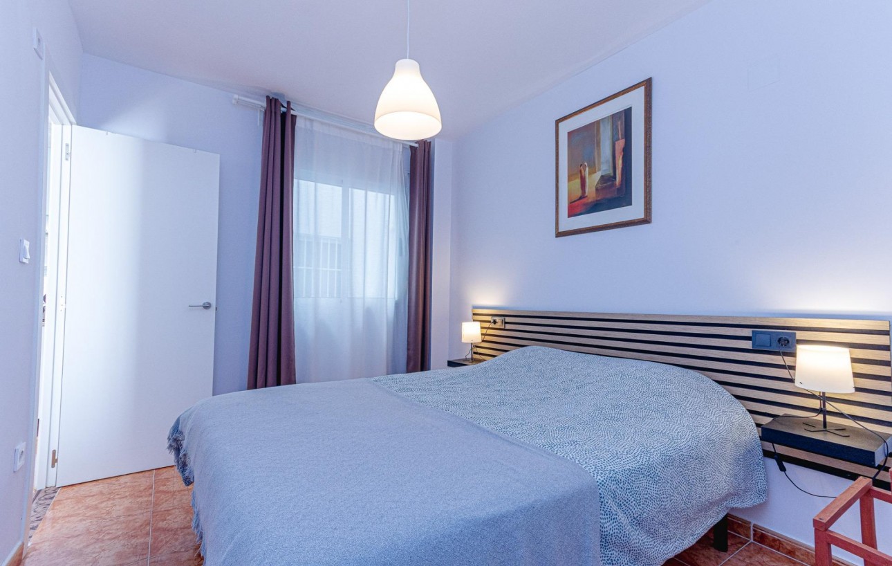 Sale - Apartment - Torrevieja - Playa de los locos