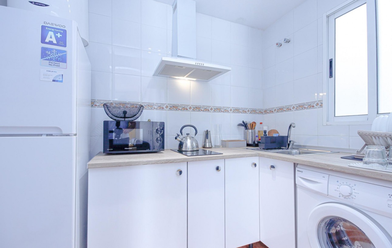 Sale - Apartment - Torrevieja - Playa de los locos