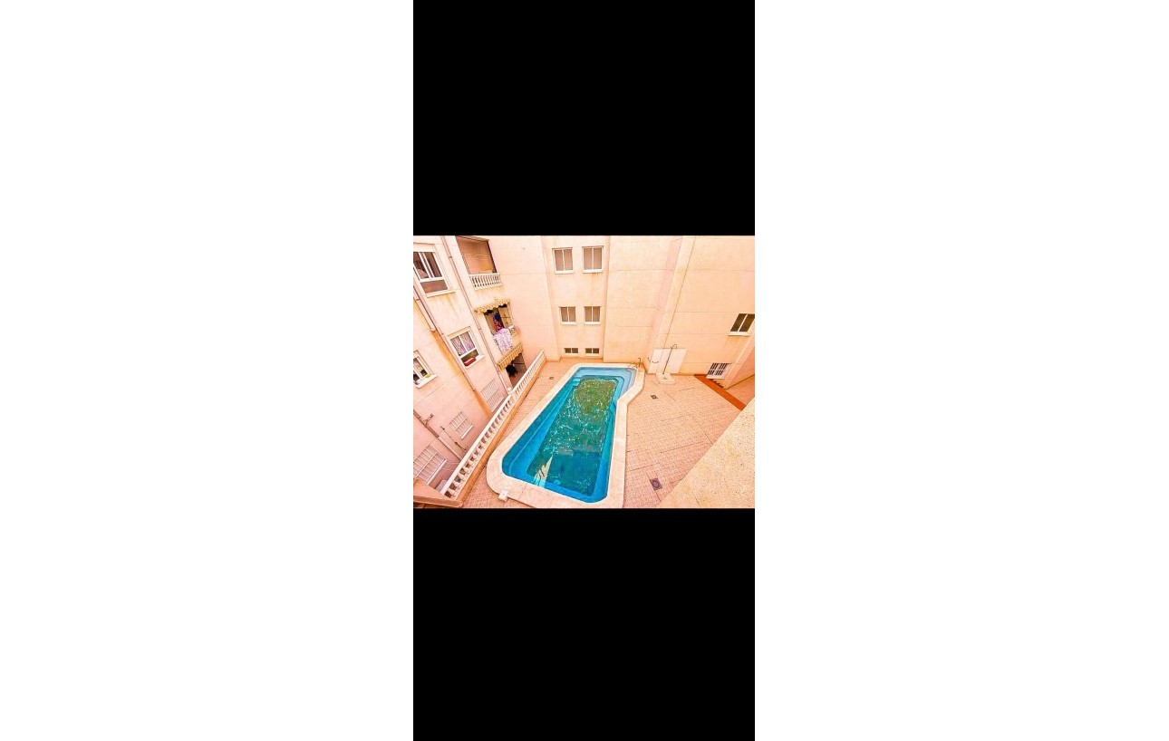 Sale - Apartment - Torrevieja - Playa de los locos