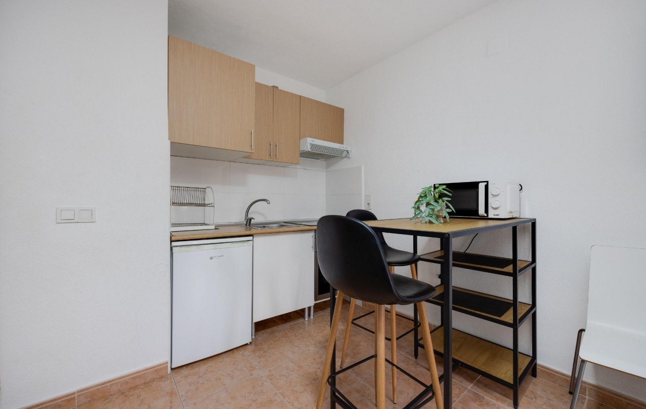 Sale - Study - Torrevieja - Centro